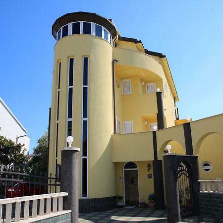 Vila Nara Hotel Vodice Bagian luar foto