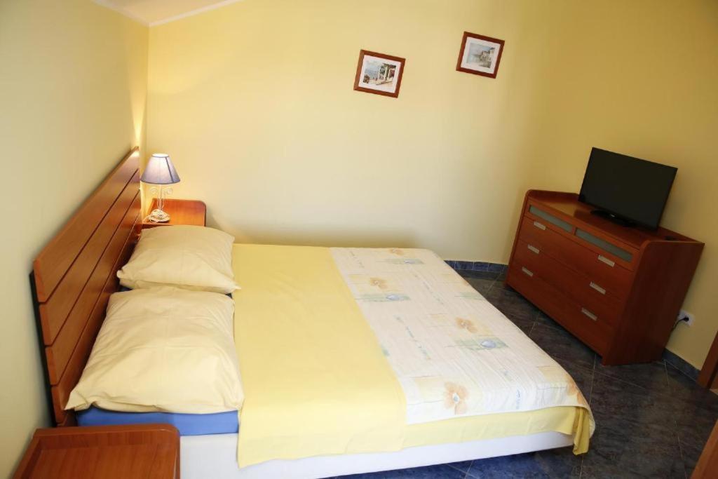 Vila Nara Hotel Vodice Bagian luar foto