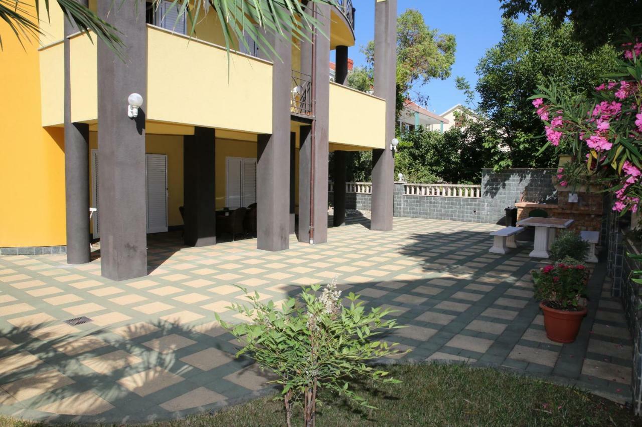 Vila Nara Hotel Vodice Bagian luar foto