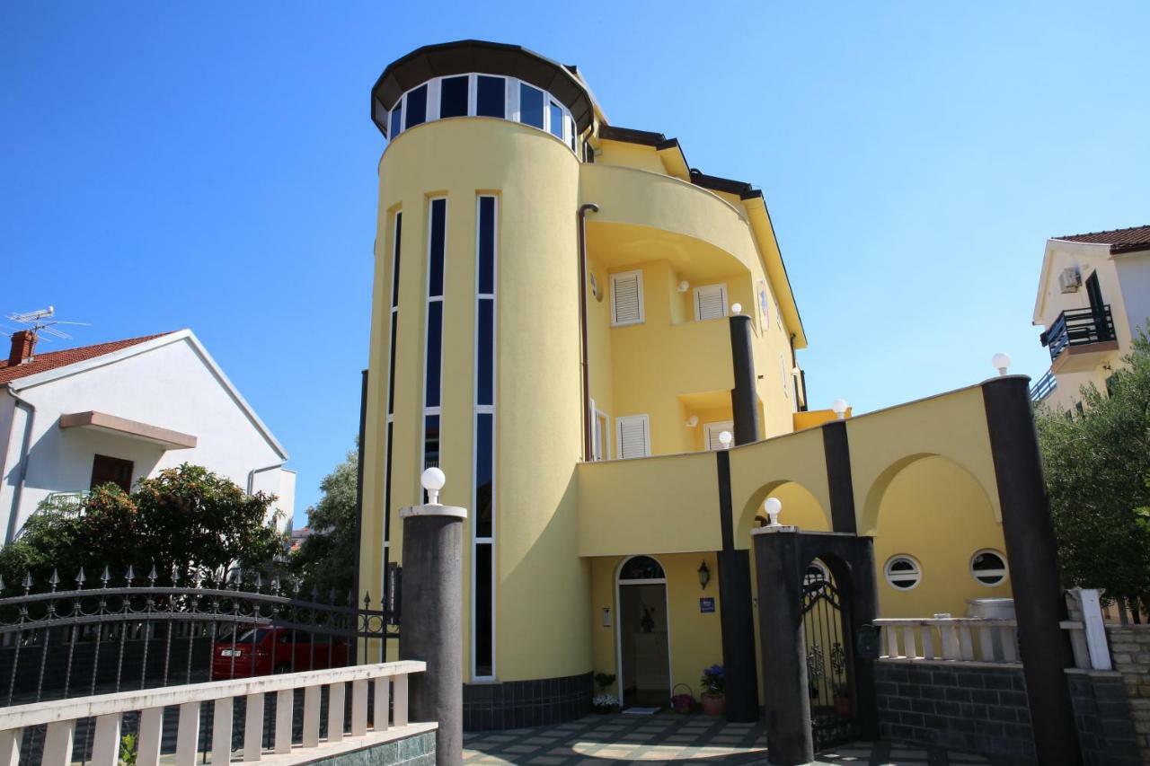 Vila Nara Hotel Vodice Bagian luar foto