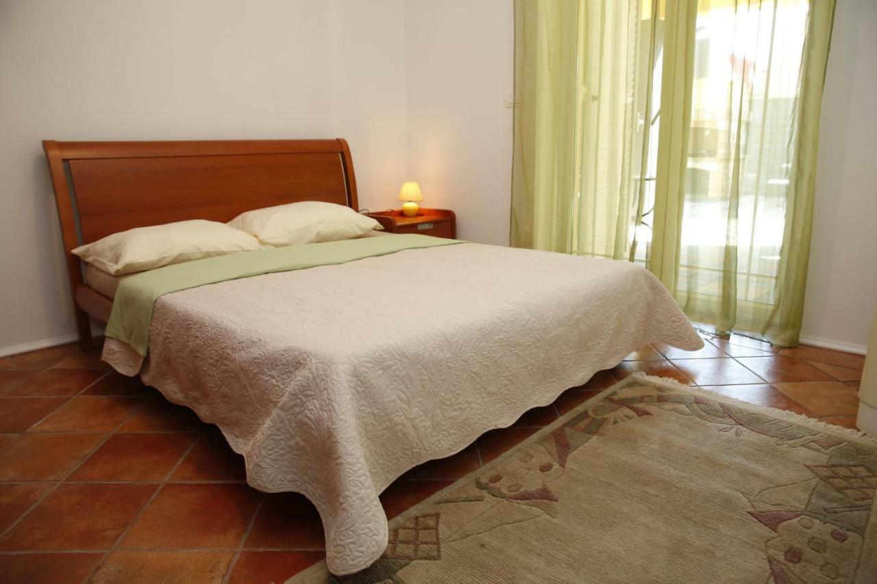 Vila Nara Hotel Vodice Bagian luar foto